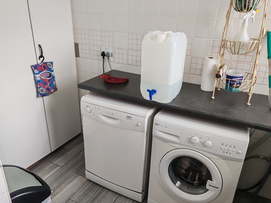 4 Bedroom Property for Sale in Vanes Estate Eastern Cape